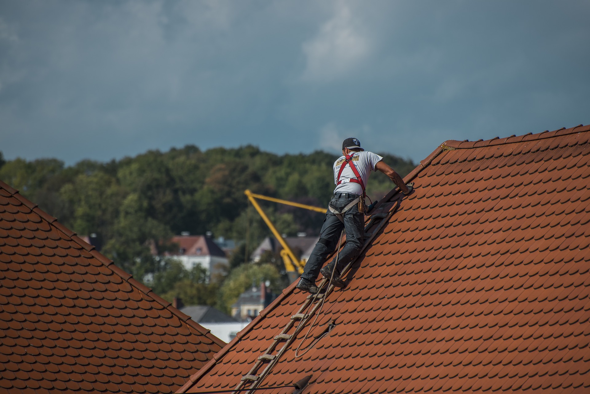 roofers-2891664_1920